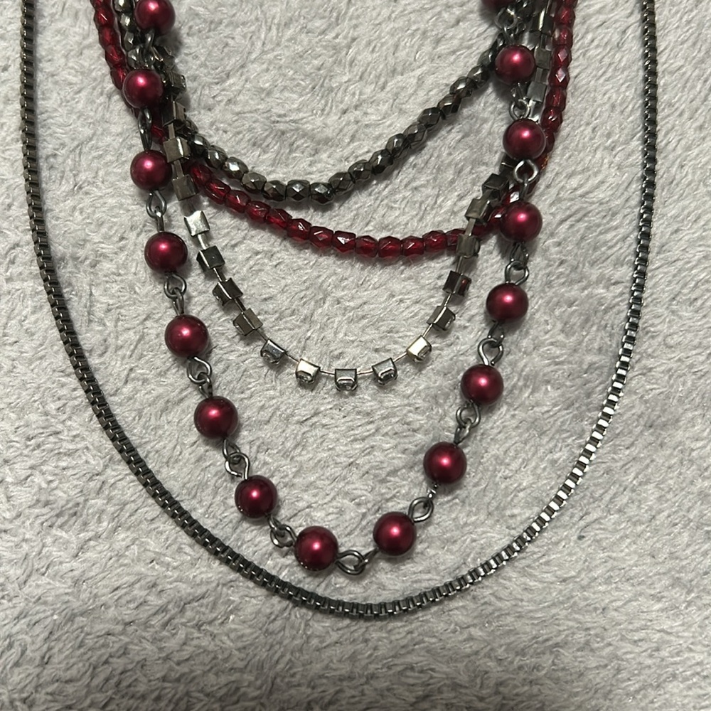 EXPRESS Long Multi-Chain Necklace